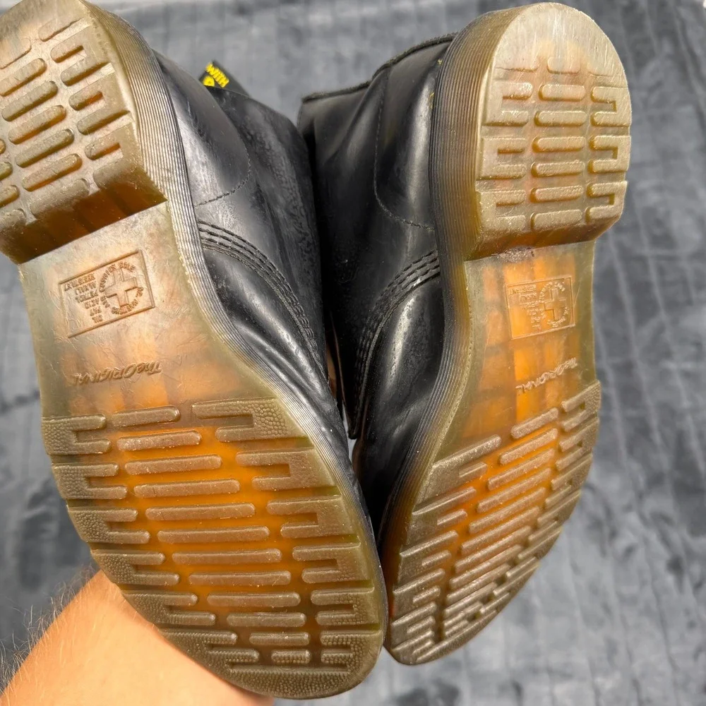 Dr. Martens 1460 Combat Boots Unisex Size M8/W9 Black Leather Lace Up 8-Eye